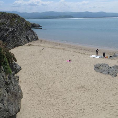 Porthmadog, Sleeps 11, 5 Bedrooms, 5 Bathrooms, Mountain Views Bagian luar foto