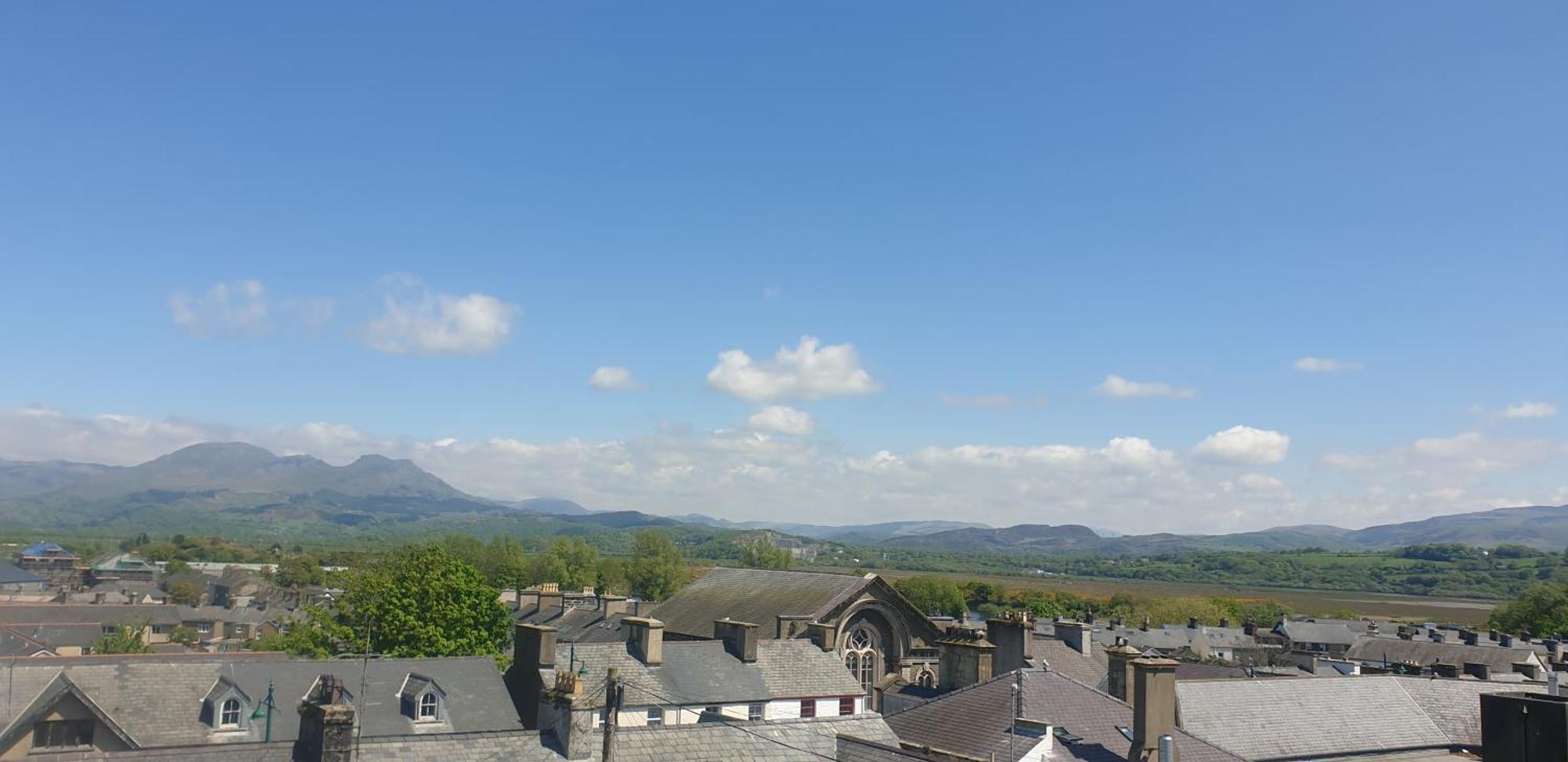 Porthmadog, Sleeps 11, 5 Bedrooms, 5 Bathrooms, Mountain Views Bagian luar foto