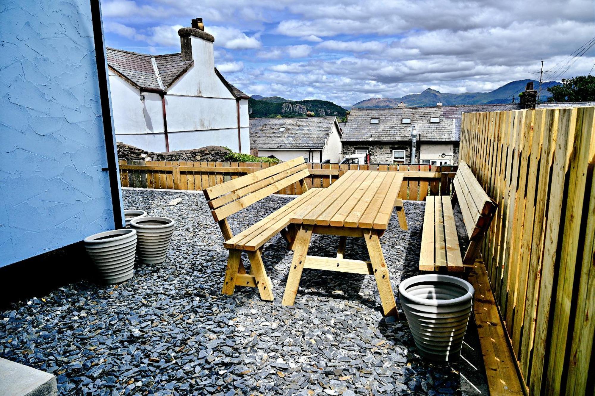 Porthmadog, Sleeps 11, 5 Bedrooms, 5 Bathrooms, Mountain Views Bagian luar foto
